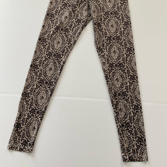 KARDASHIAN KOLLECTION printed leggings - Picture 6 of 11
